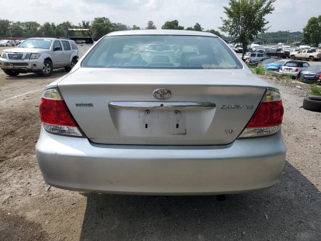 Photo 5 VIN: 4T1BF30K95U088956 - TOYOTA CAMRY LE 