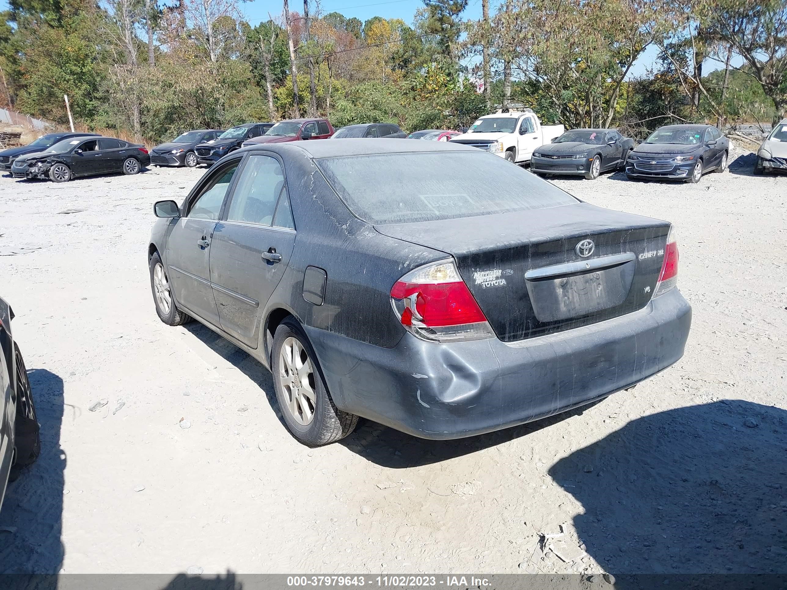 Photo 2 VIN: 4T1BF30K95U091629 - TOYOTA CAMRY 