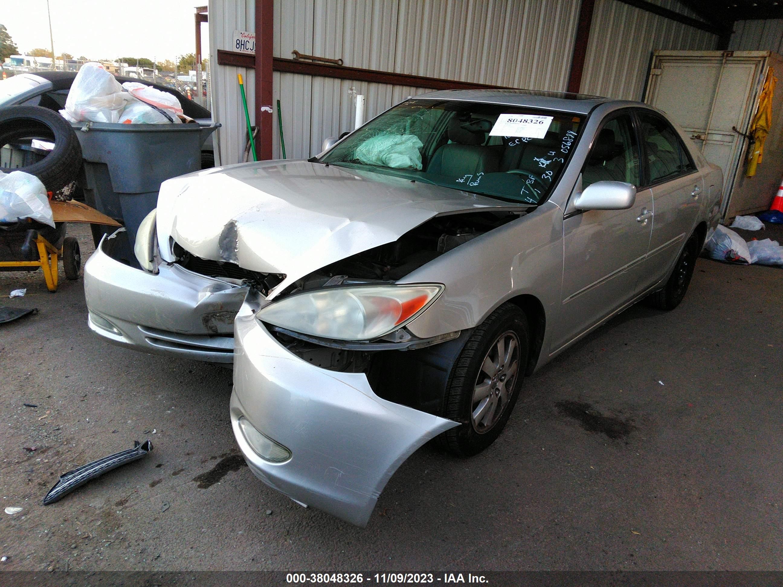 Photo 1 VIN: 4T1BF30KX3U056899 - TOYOTA CAMRY 