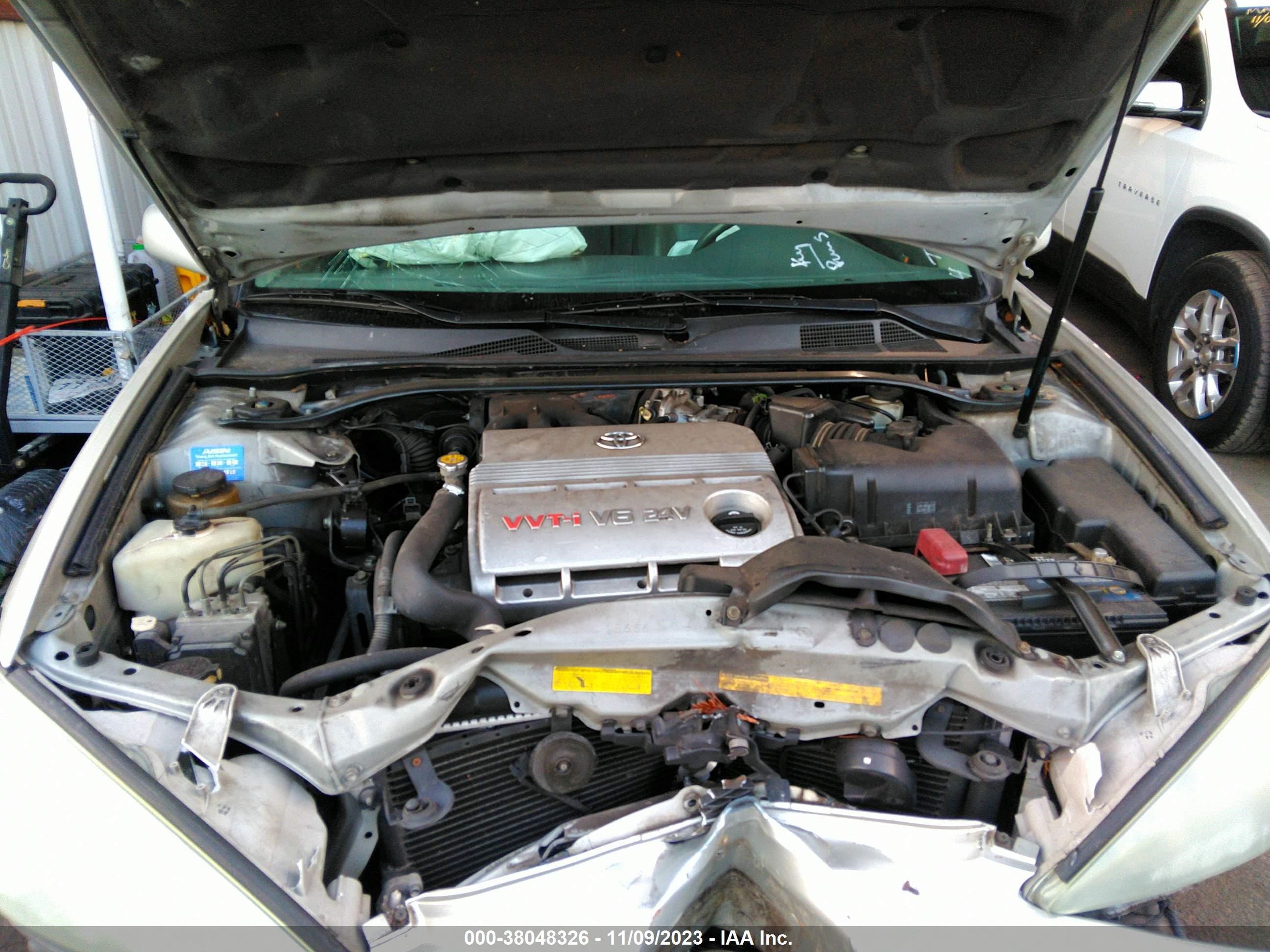 Photo 9 VIN: 4T1BF30KX3U056899 - TOYOTA CAMRY 