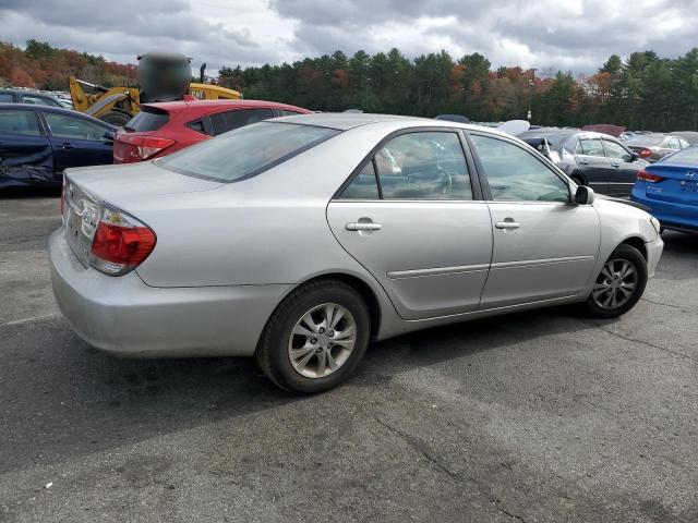 Photo 2 VIN: 4T1BF30KX5U091168 - TOYOTA CAMRY LE 