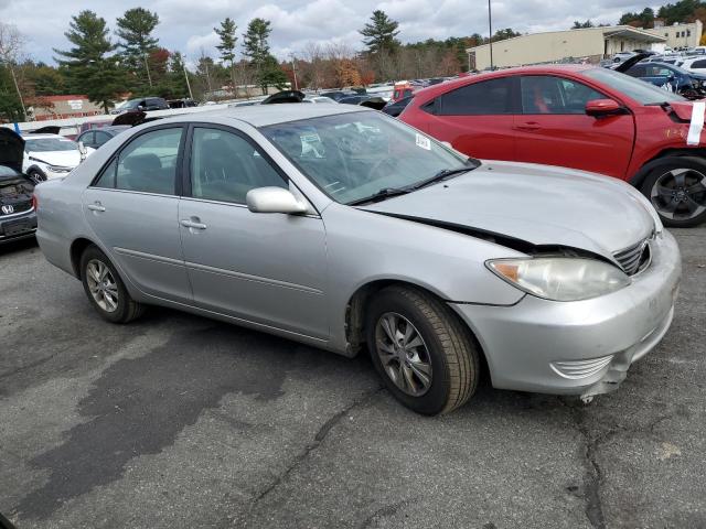 Photo 3 VIN: 4T1BF30KX5U091168 - TOYOTA CAMRY LE 