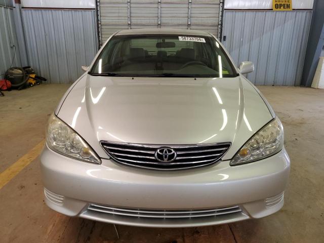 Photo 4 VIN: 4T1BF32K05U619393 - TOYOTA CAMRY 