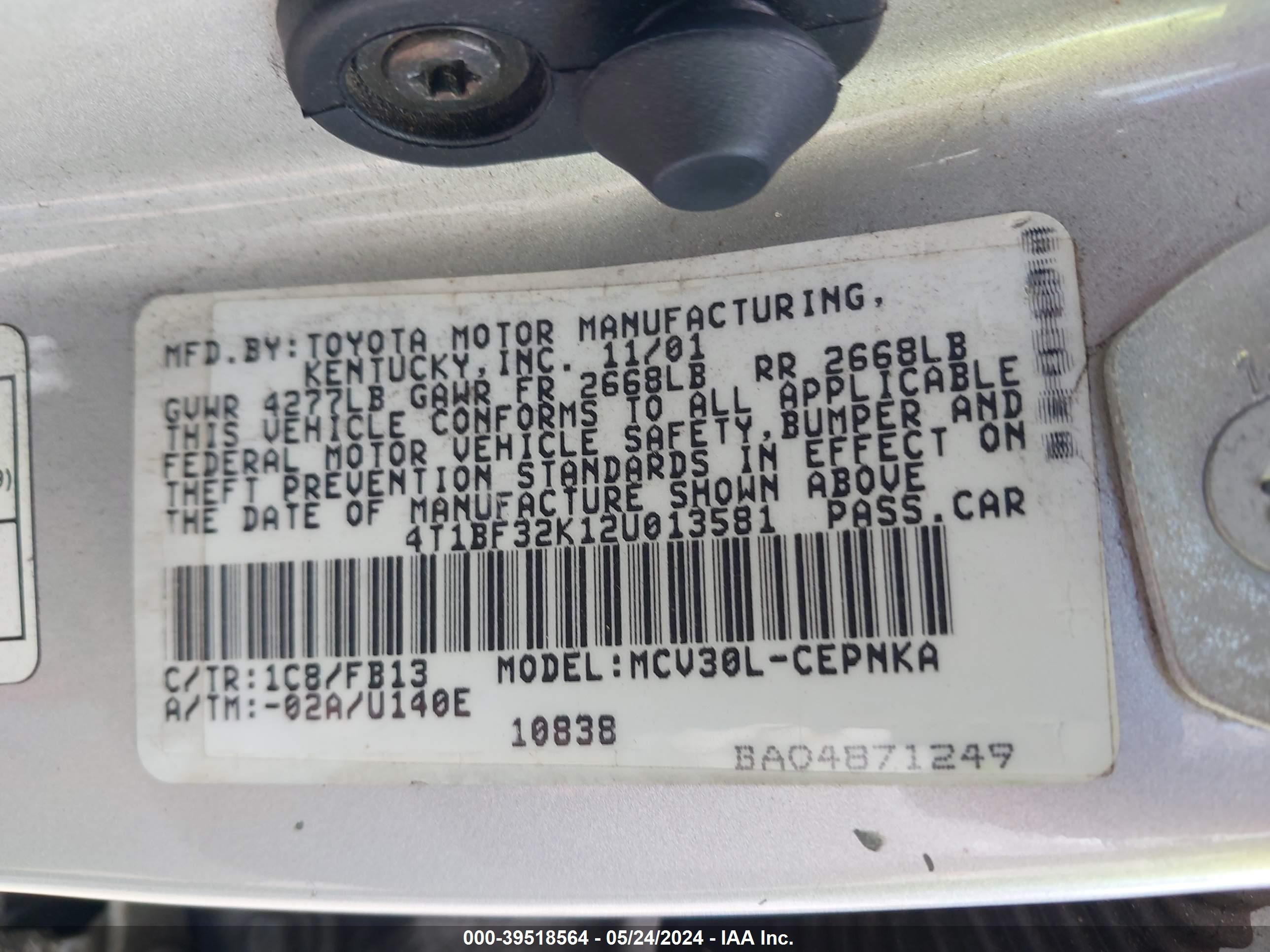 Photo 8 VIN: 4T1BF32K12U013581 - TOYOTA CAMRY 