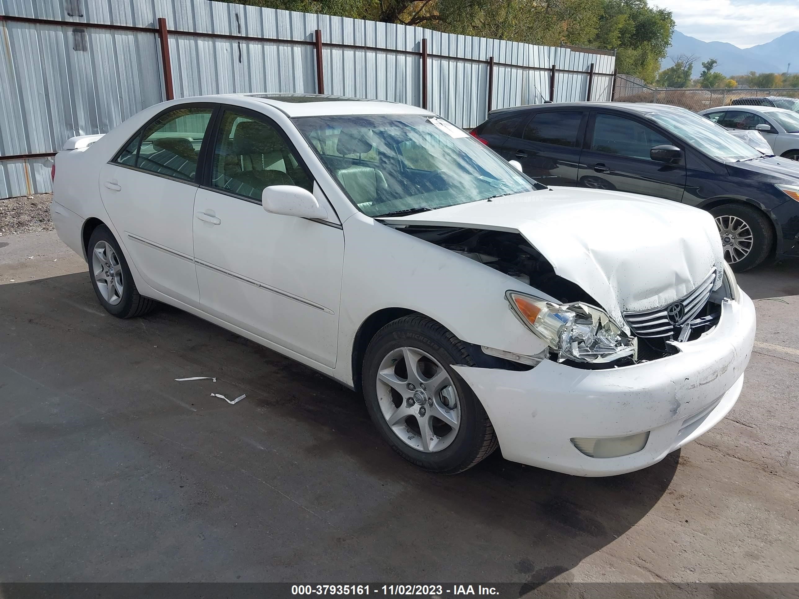 Photo 0 VIN: 4T1BF32K15U087233 - TOYOTA CAMRY 