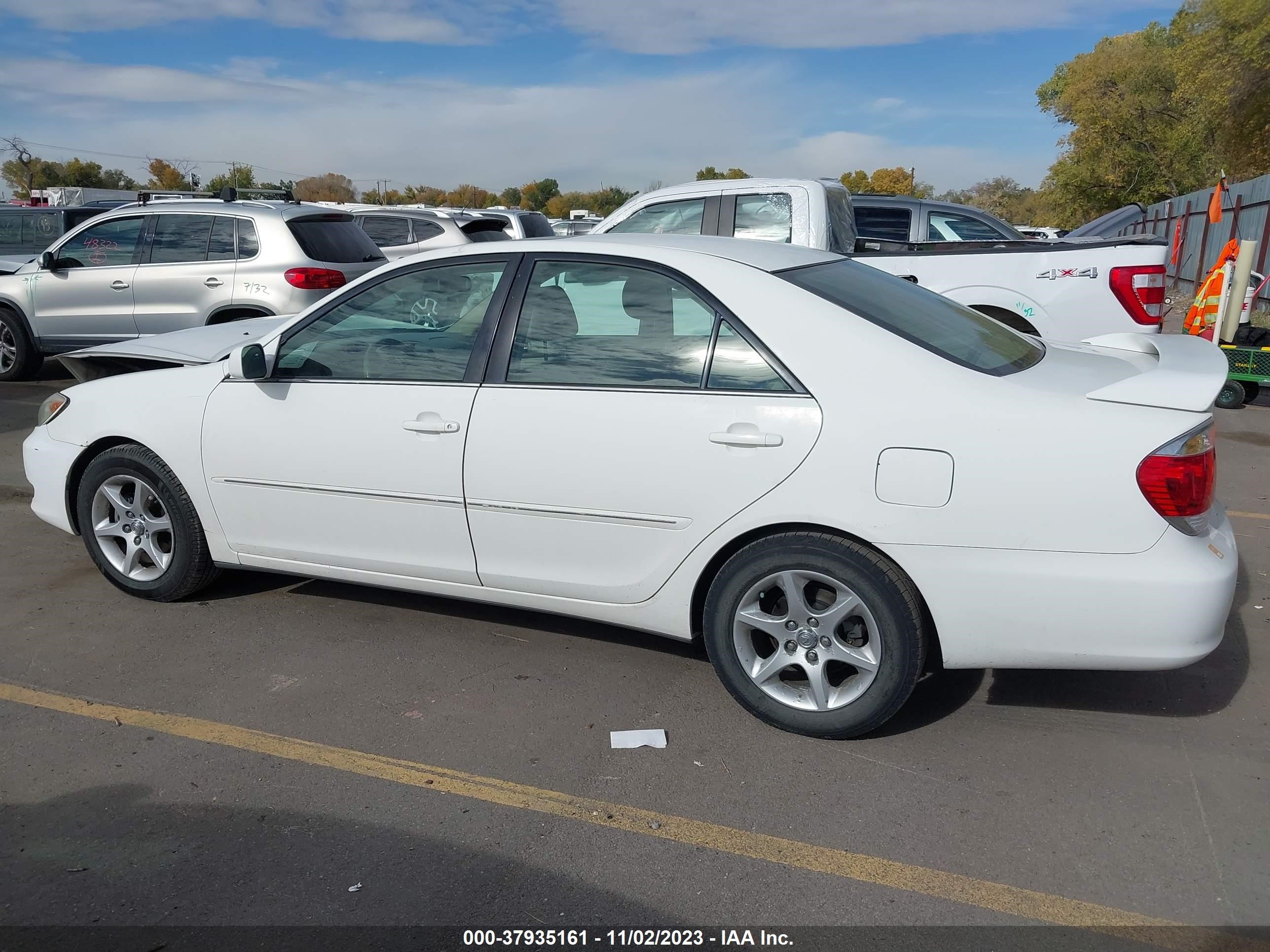 Photo 13 VIN: 4T1BF32K15U087233 - TOYOTA CAMRY 