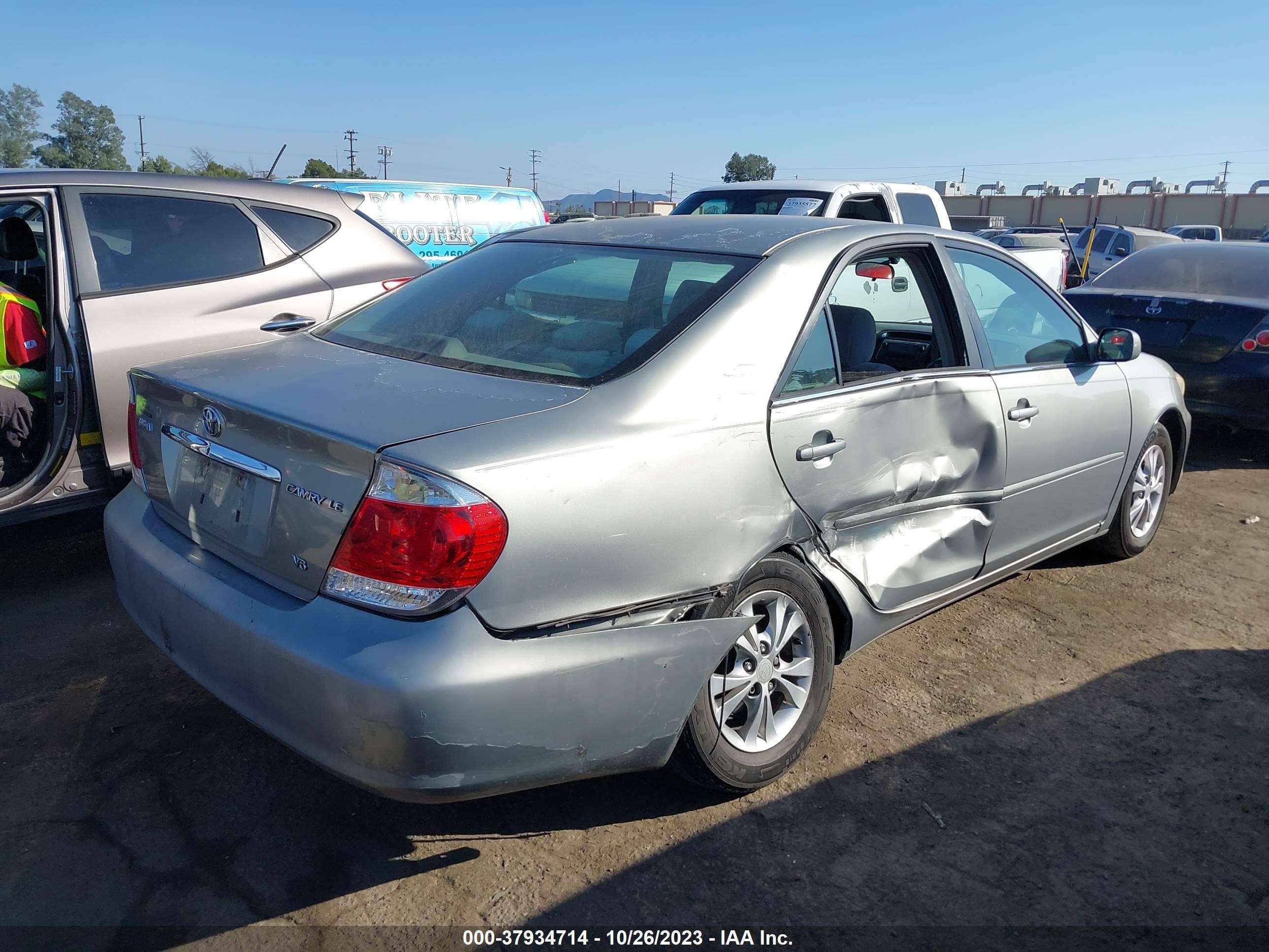 Photo 3 VIN: 4T1BF32K15U596237 - TOYOTA CAMRY 