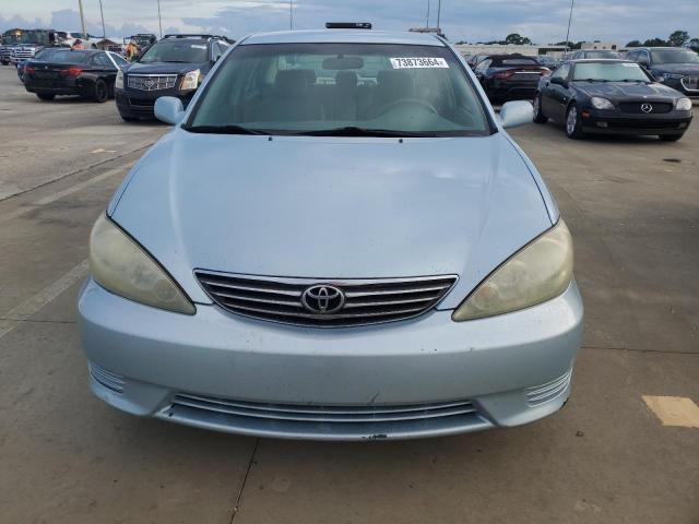 Photo 4 VIN: 4T1BF32K15U600321 - TOYOTA CAMRY LE 