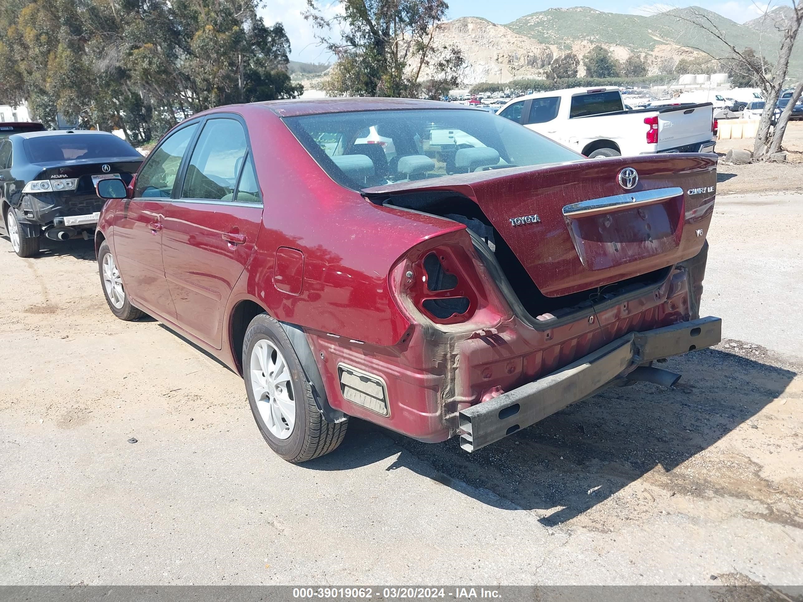 Photo 2 VIN: 4T1BF32K16U115422 - TOYOTA CAMRY 