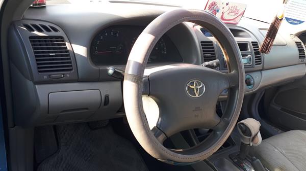 Photo 15 VIN: 4T1BF32K22U514771 - TOYOTA CAMRY 