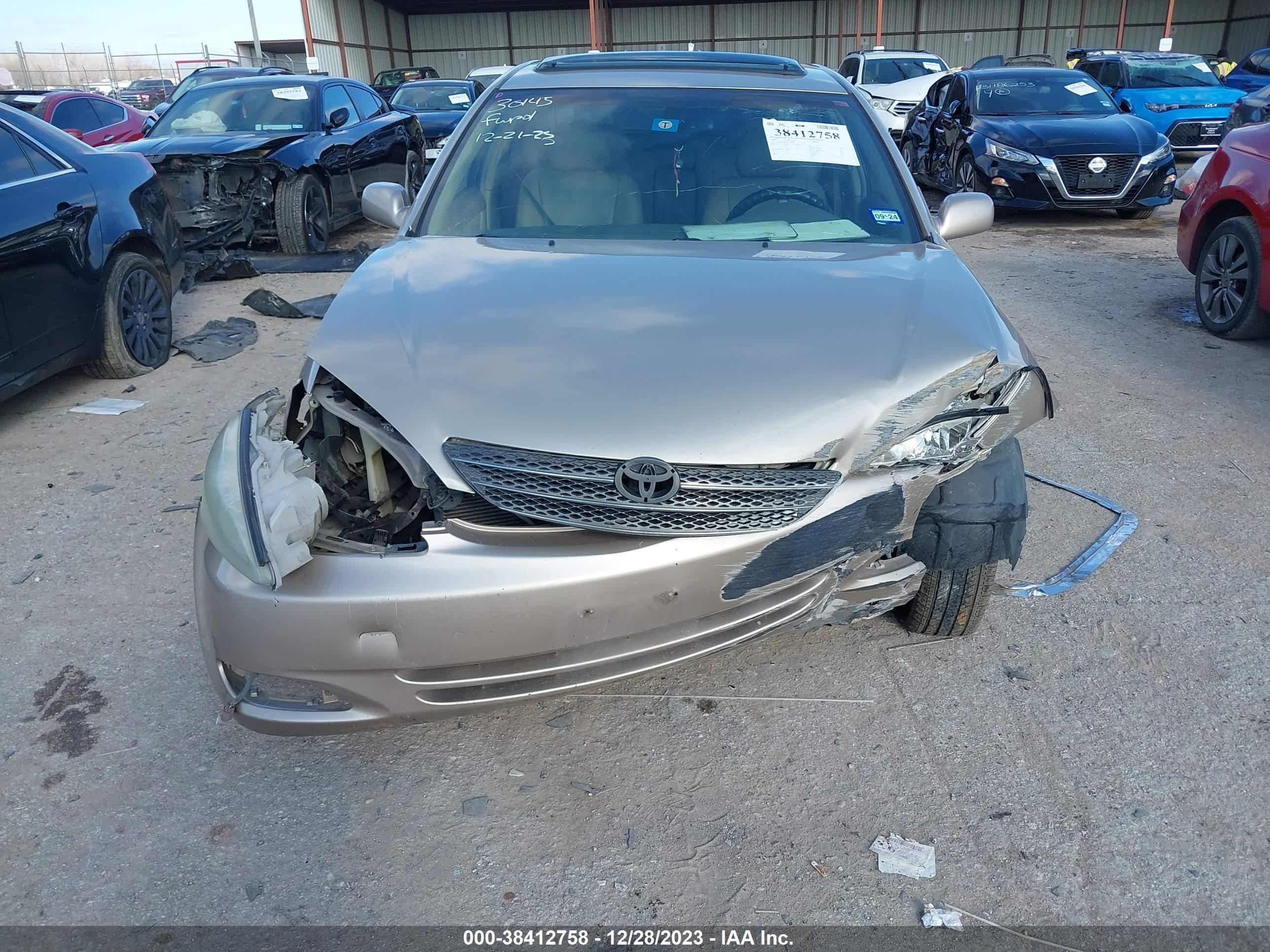 Photo 5 VIN: 4T1BF32K24U579834 - TOYOTA CAMRY 