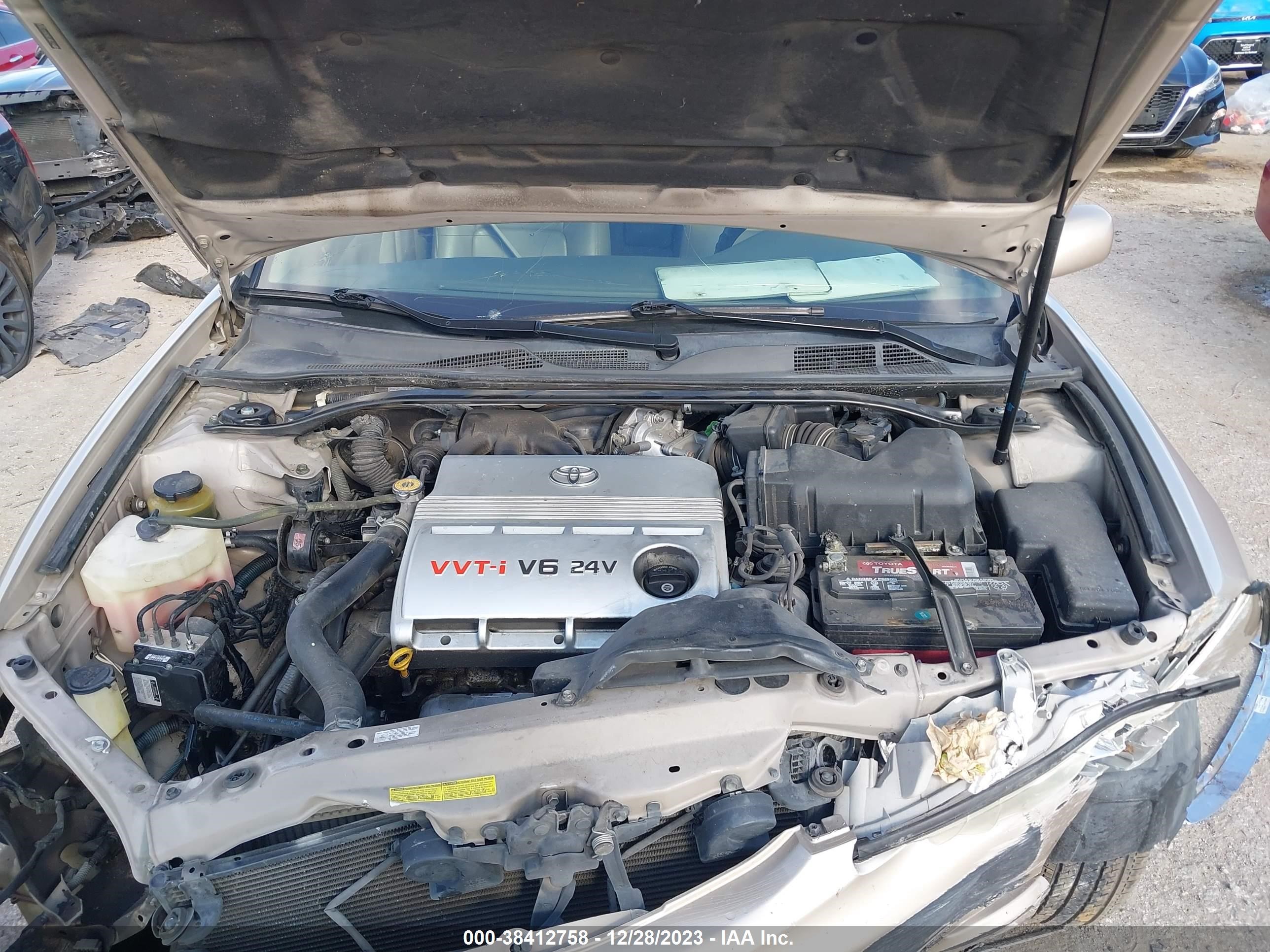 Photo 9 VIN: 4T1BF32K24U579834 - TOYOTA CAMRY 