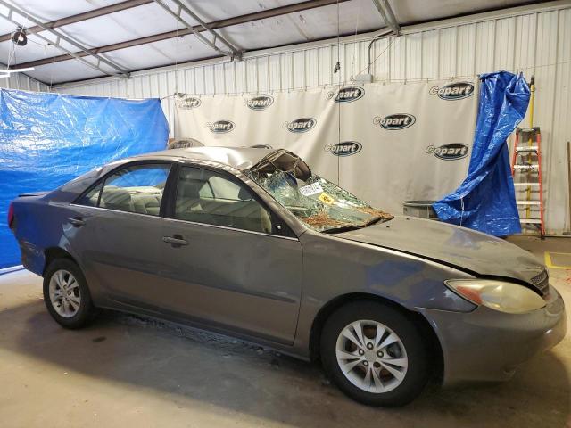 Photo 3 VIN: 4T1BF32K24U583091 - TOYOTA CAMRY LE 