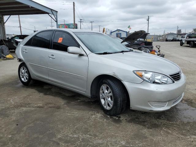 Photo 3 VIN: 4T1BF32K25U095146 - TOYOTA CAMRY 