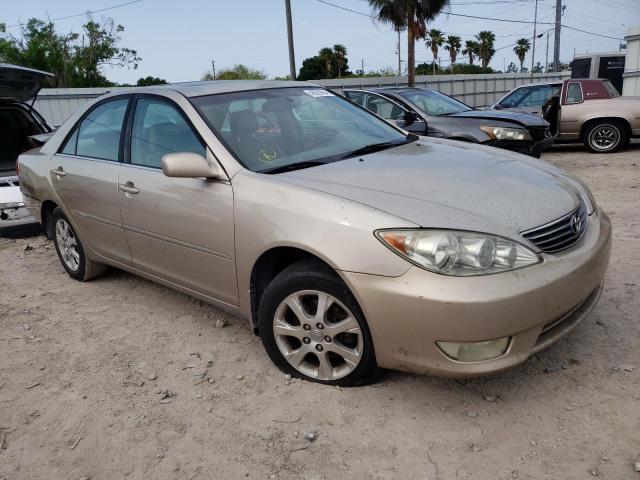 Photo 3 VIN: 4T1BF32K25U593282 - TOYOTA CAMRY 