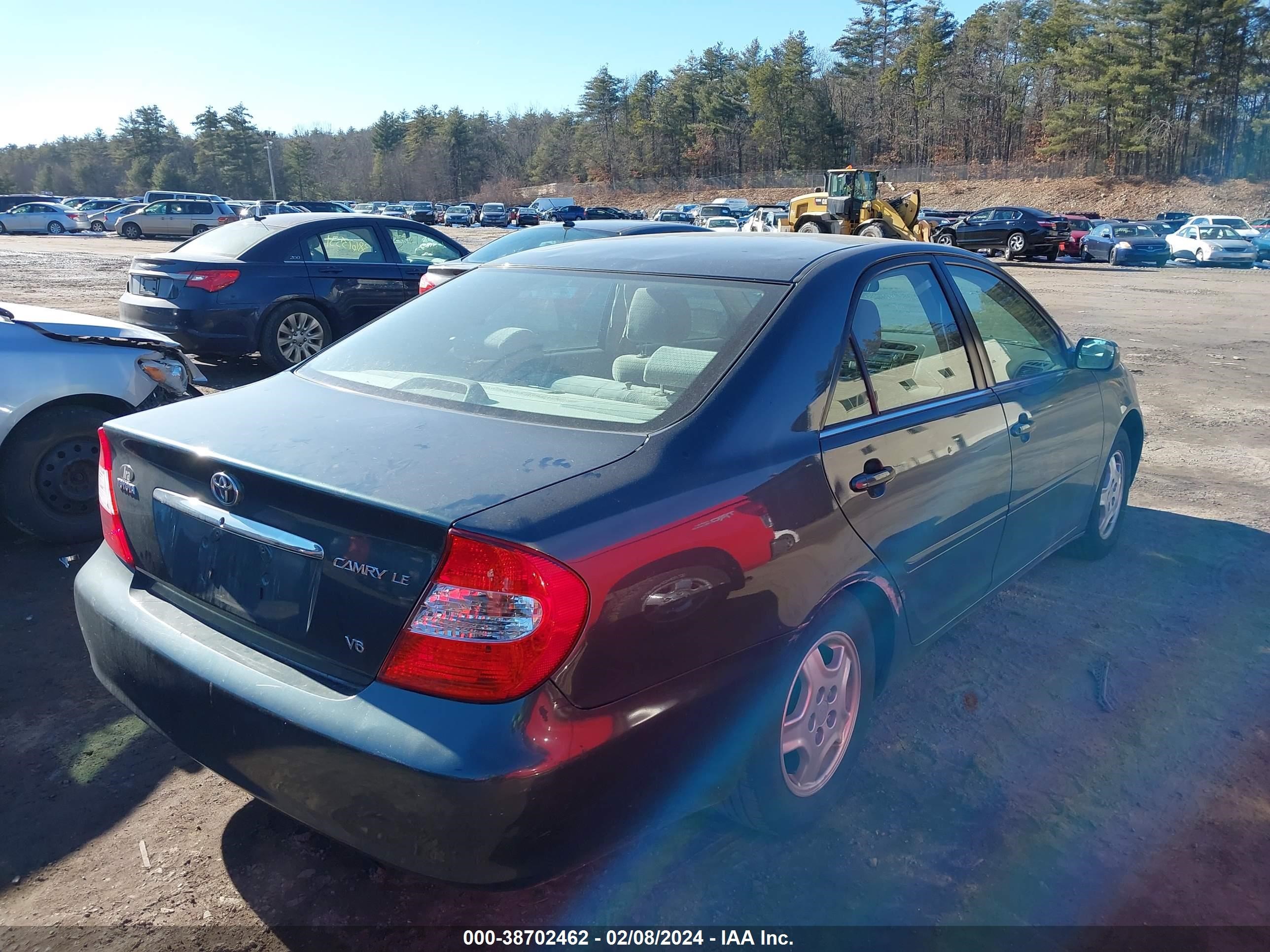 Photo 3 VIN: 4T1BF32K32U502631 - TOYOTA CAMRY 