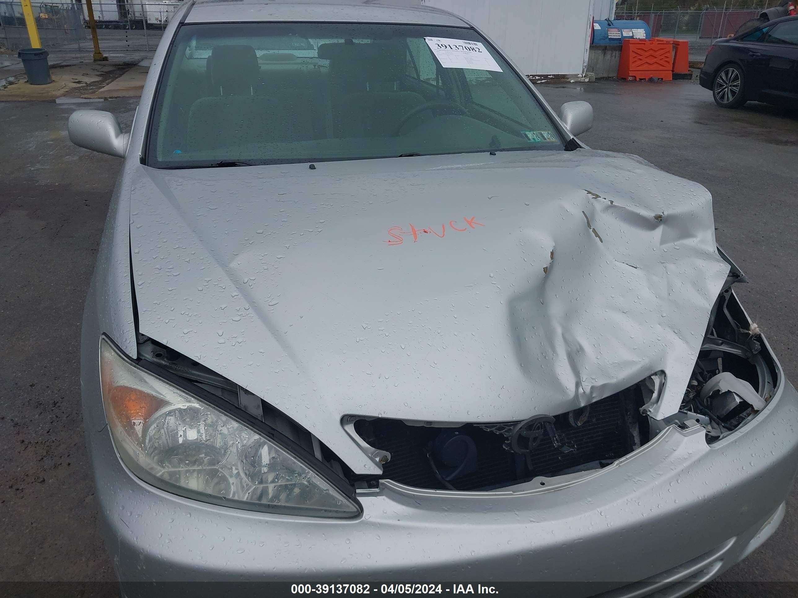 Photo 12 VIN: 4T1BF32K32U526623 - TOYOTA CAMRY 