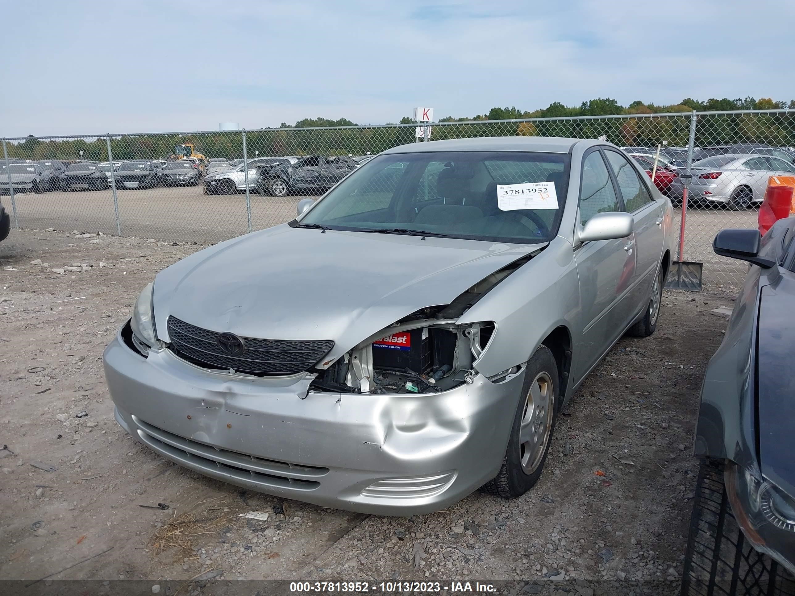 Photo 14 VIN: 4T1BF32K33U050830 - TOYOTA CAMRY 