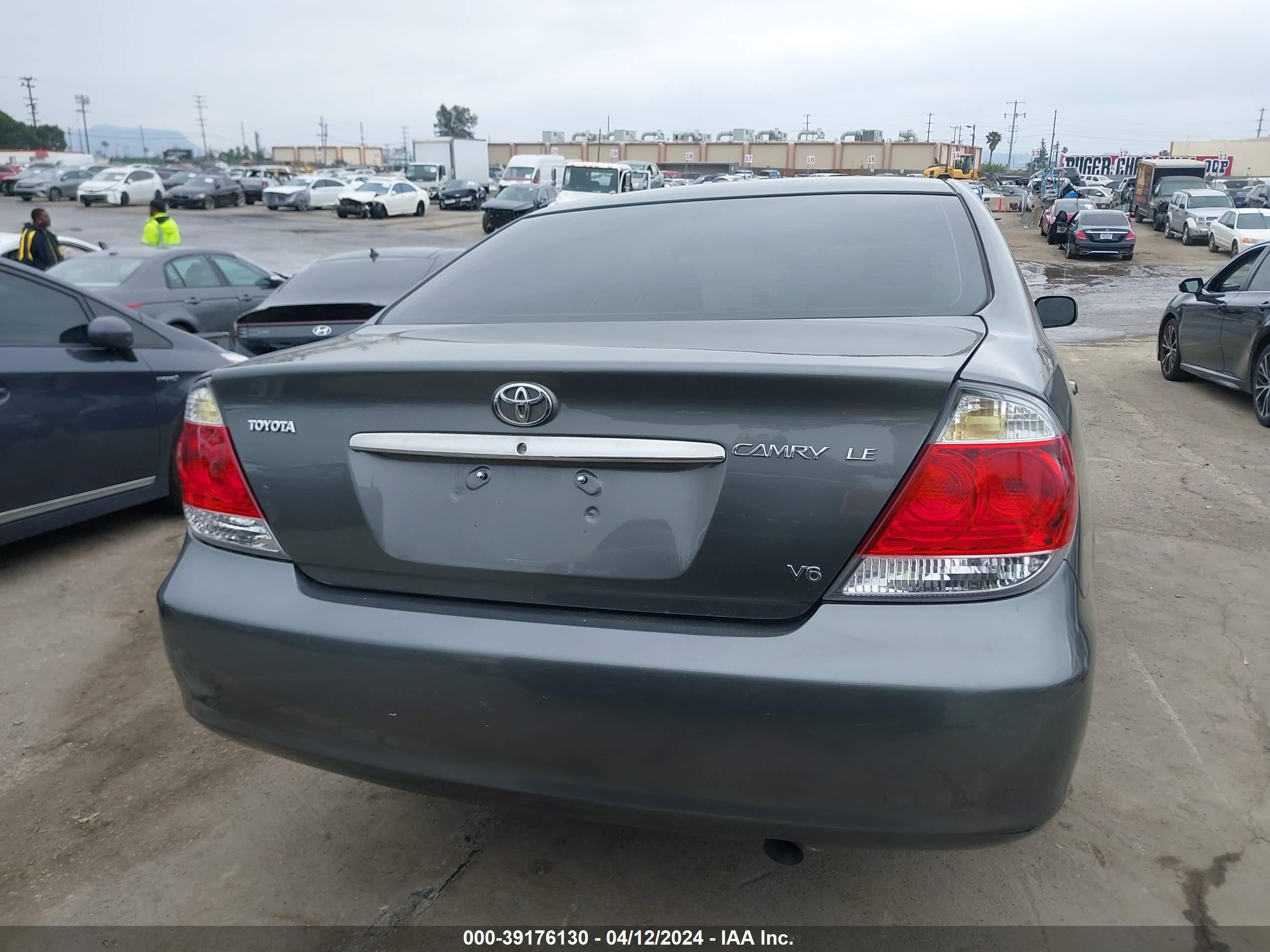 Photo 15 VIN: 4T1BF32K33U559154 - TOYOTA CAMRY 