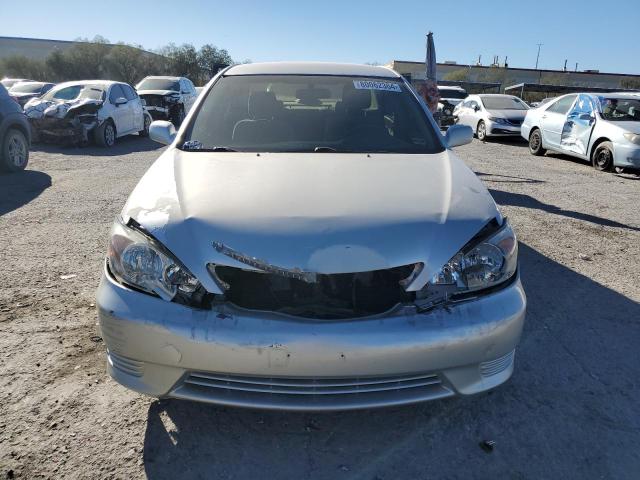 Photo 4 VIN: 4T1BF32K34U578112 - TOYOTA CAMRY LE 