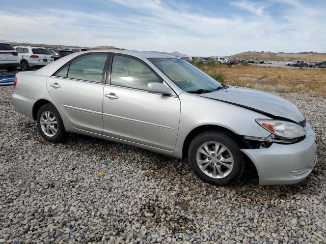 Photo 3 VIN: 4T1BF32K34U588719 - TOYOTA CAMRY LE 