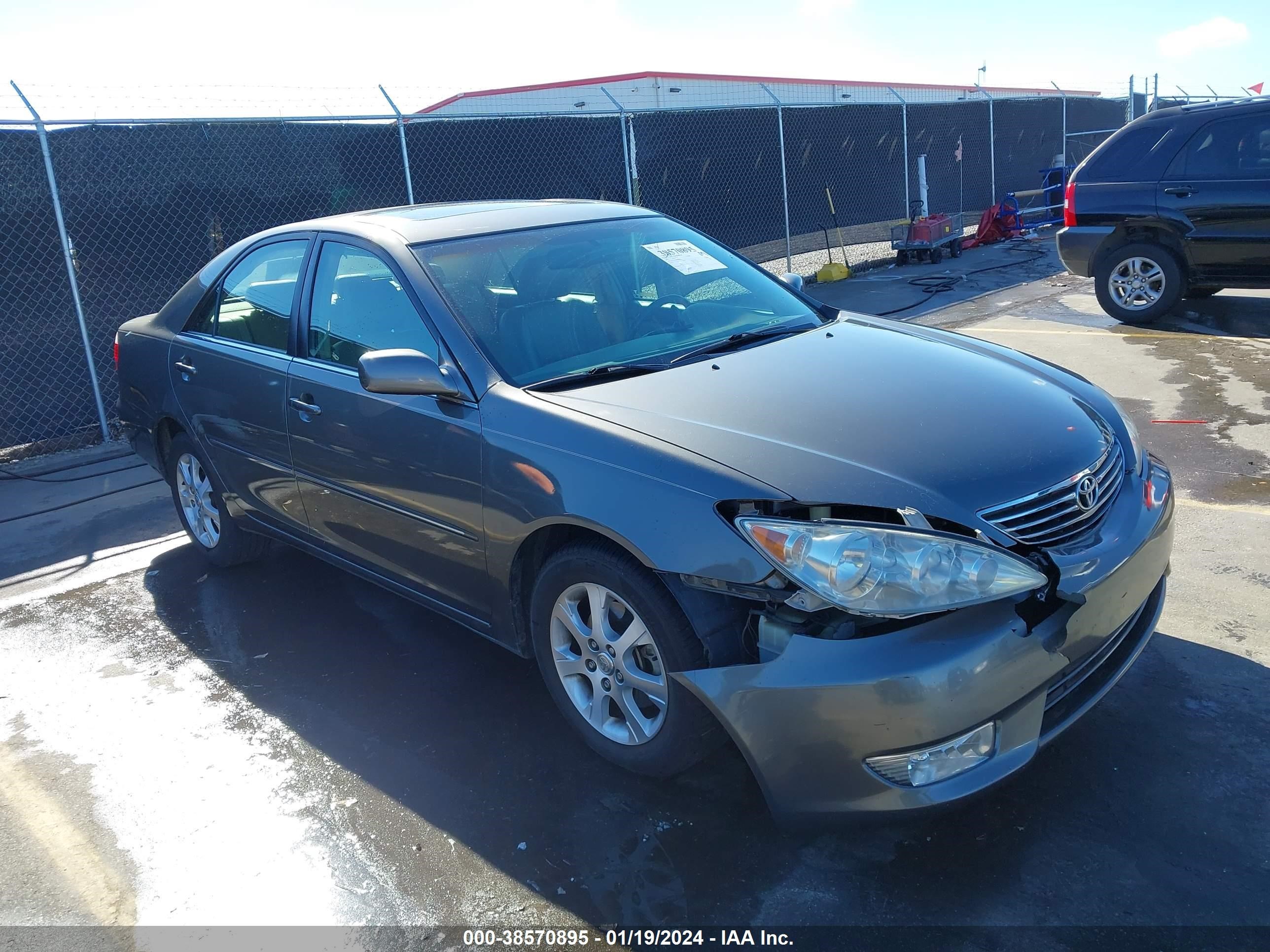 Photo 5 VIN: 4T1BF32K36U633550 - TOYOTA CAMRY 