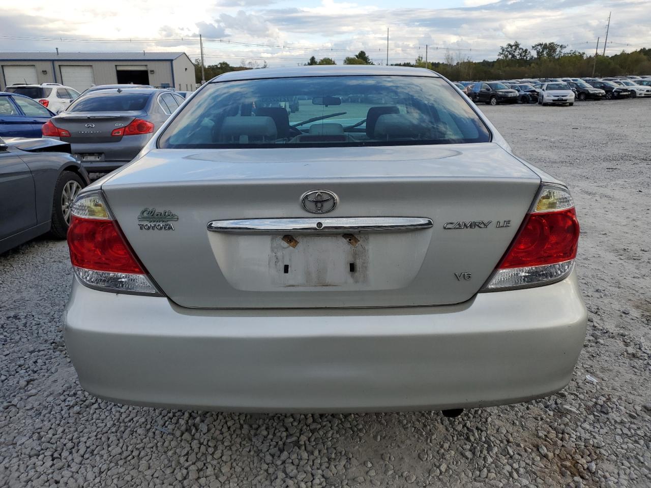 Photo 5 VIN: 4T1BF32K45U101030 - TOYOTA CAMRY 