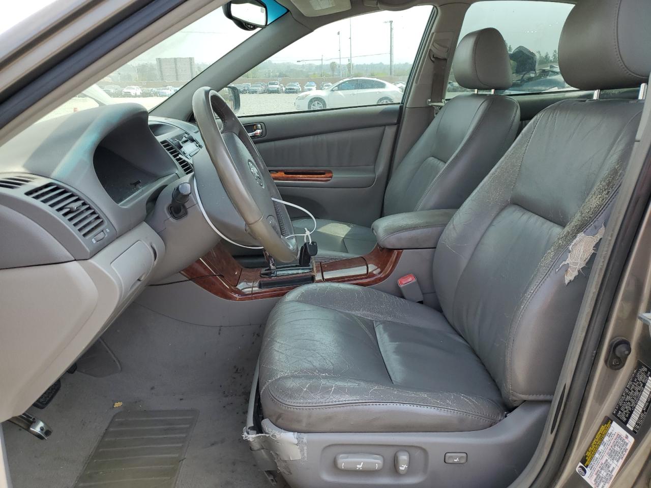 Photo 6 VIN: 4T1BF32K45U604136 - TOYOTA CAMRY 