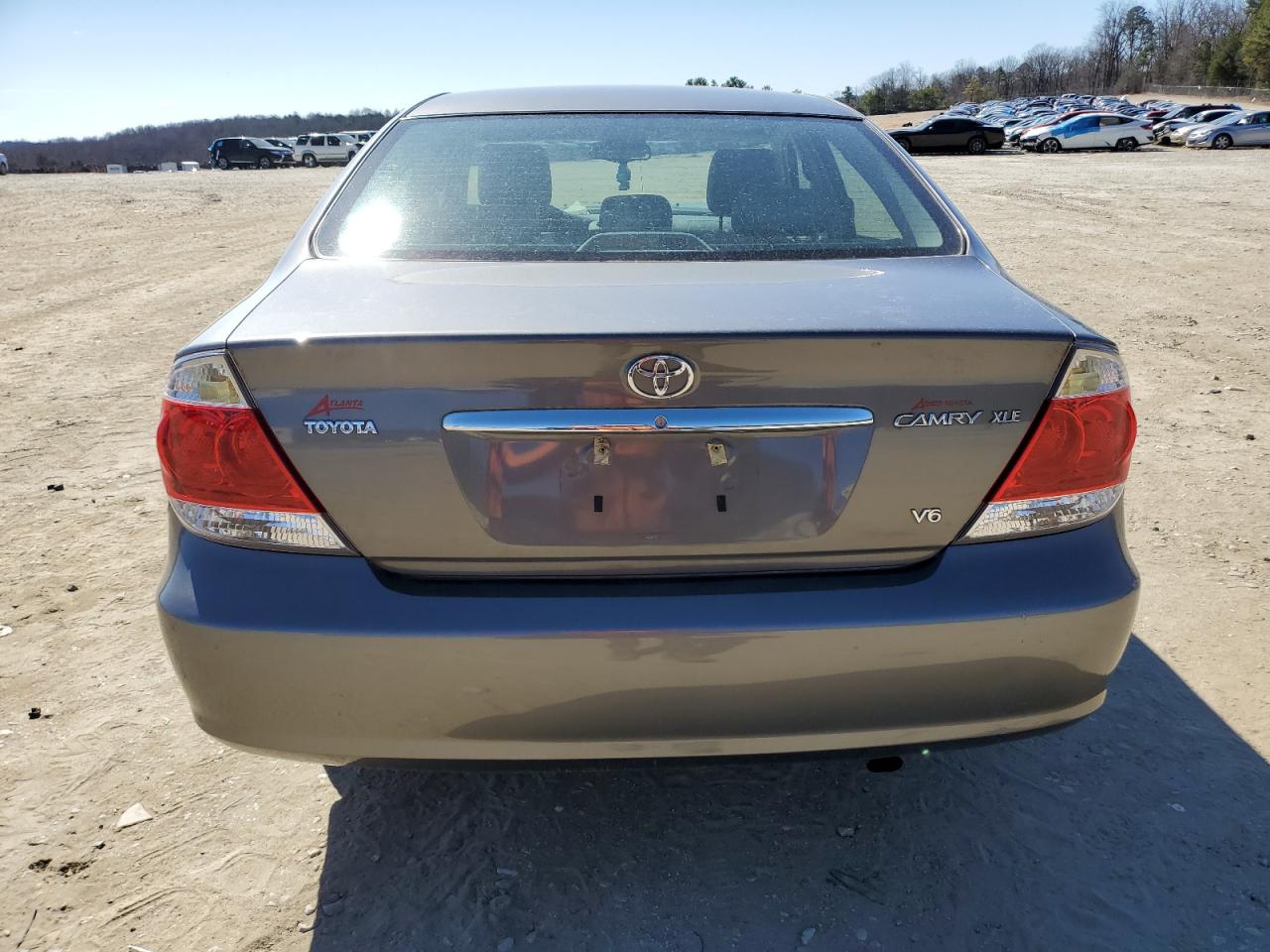 Photo 5 VIN: 4T1BF32K45U617601 - TOYOTA CAMRY 