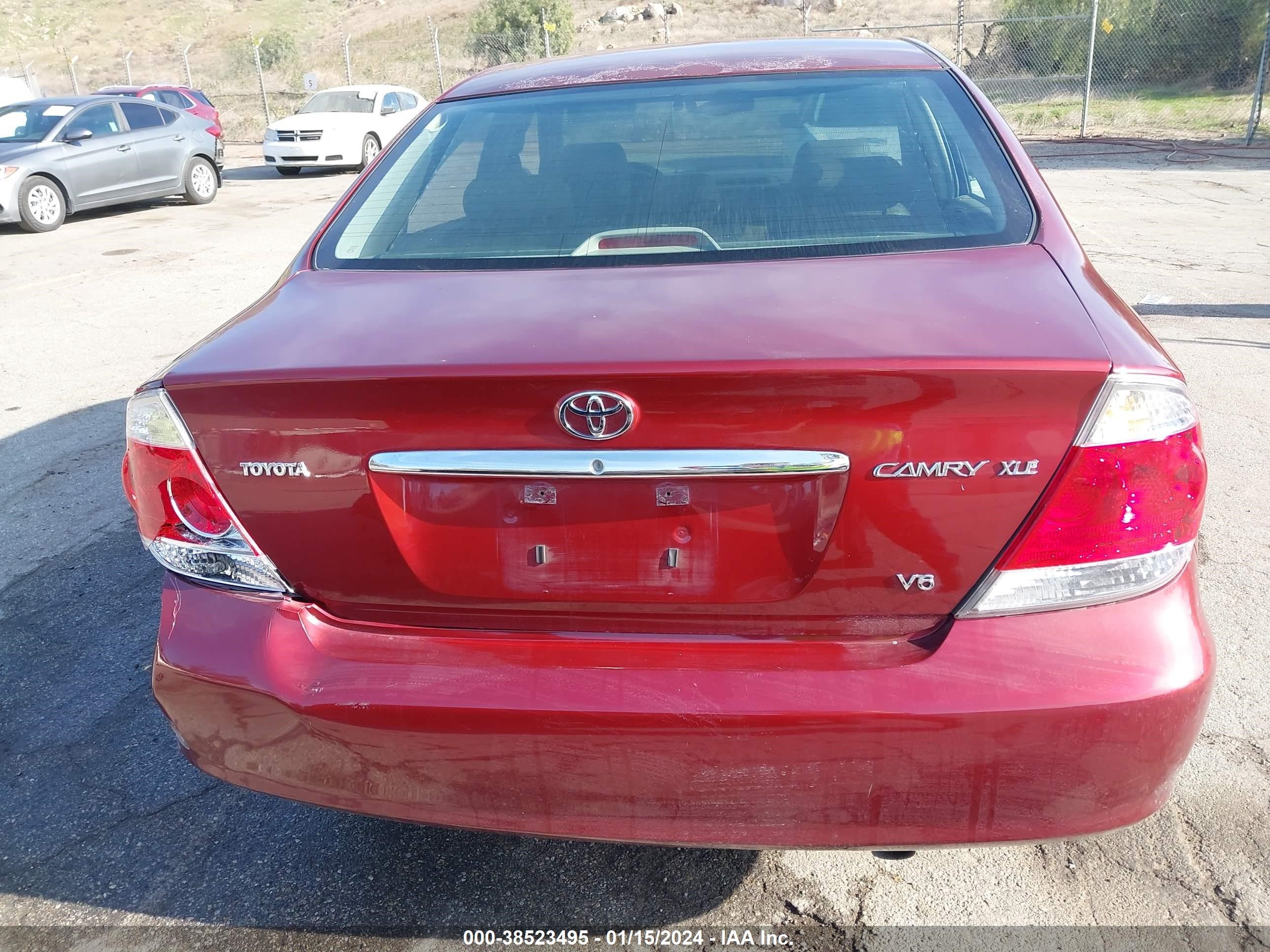 Photo 15 VIN: 4T1BF32K55U098364 - TOYOTA CAMRY 