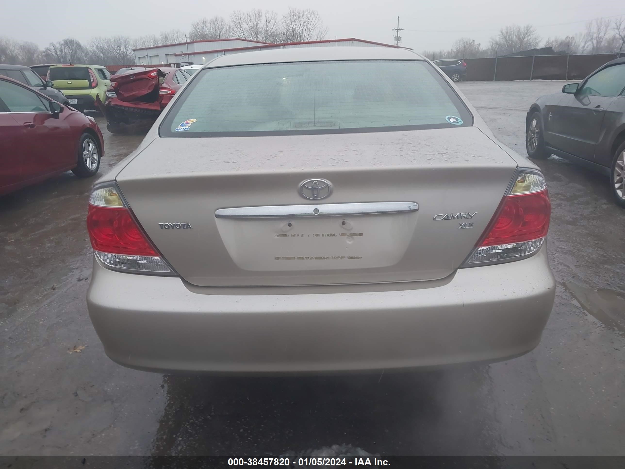 Photo 15 VIN: 4T1BF32K55U610513 - TOYOTA CAMRY 