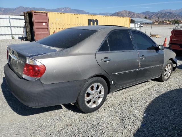 Photo 2 VIN: 4T1BF32K55U611810 - TOYOTA CAMRY LE 