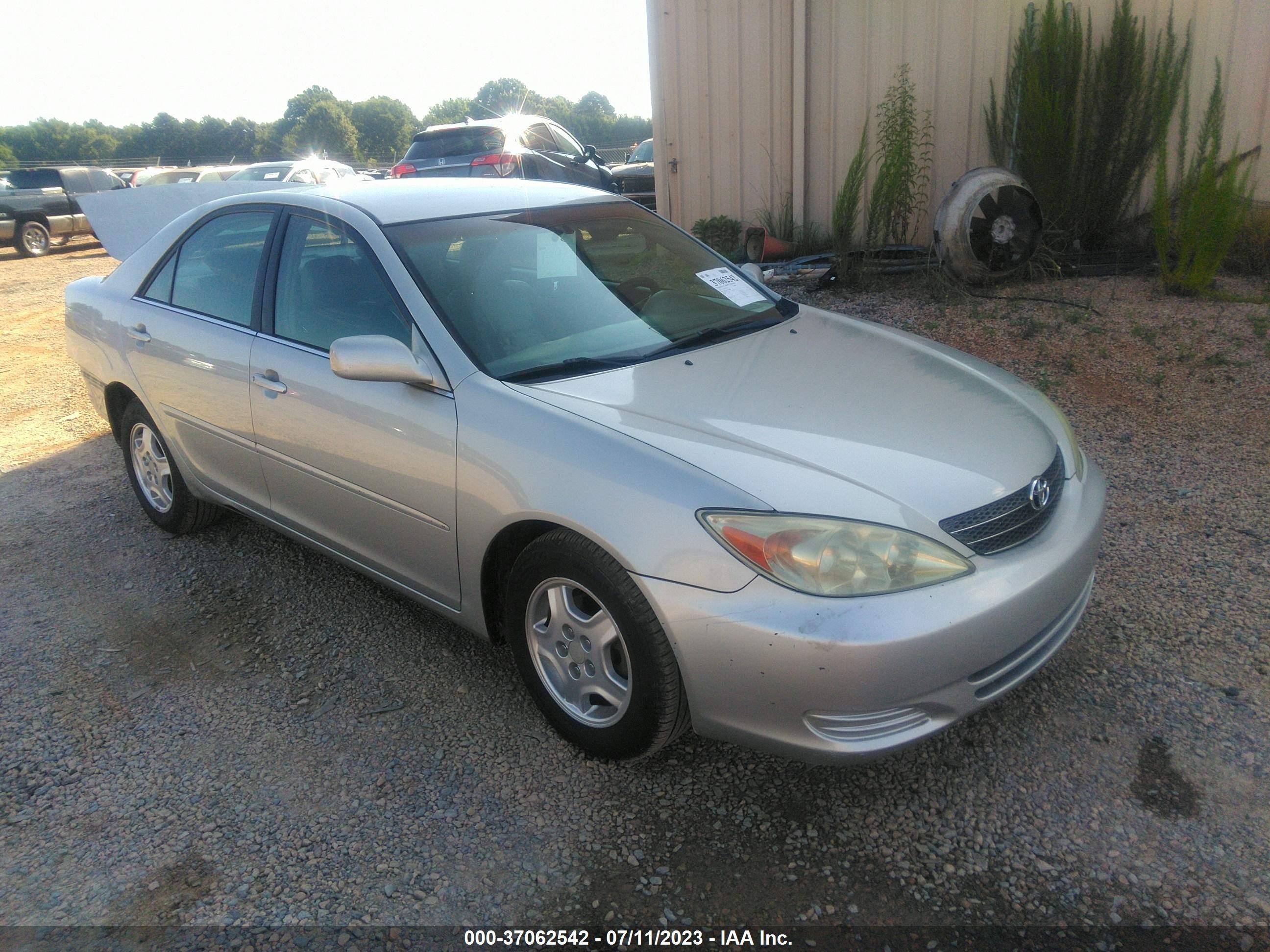 Photo 0 VIN: 4T1BF32K72U532022 - TOYOTA CAMRY 