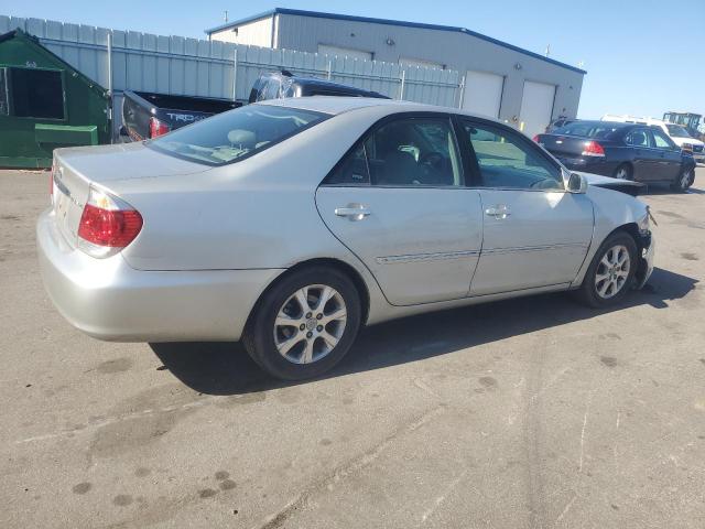 Photo 2 VIN: 4T1BF32K75U104519 - TOYOTA CAMRY 