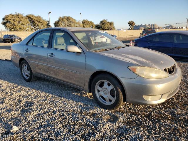 Photo 3 VIN: 4T1BF32K76U625242 - TOYOTA CAMRY LE 