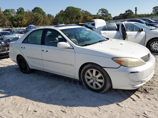 Photo 3 VIN: 4T1BF32K82U024643 - TOYOTA CAMRY LE 