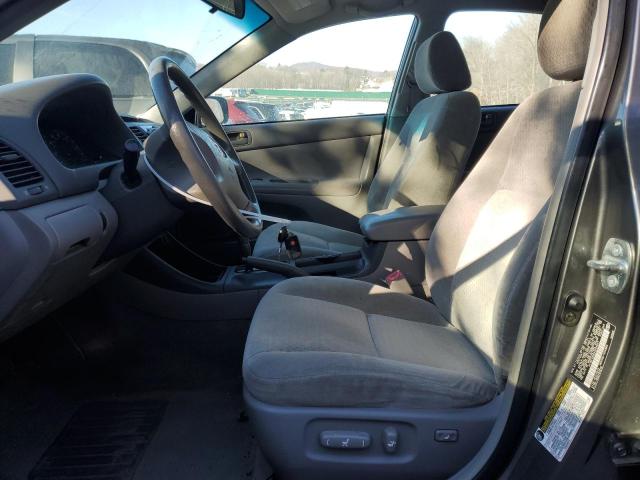 Photo 6 VIN: 4T1BF32K84U588621 - TOYOTA CAMRY LE 