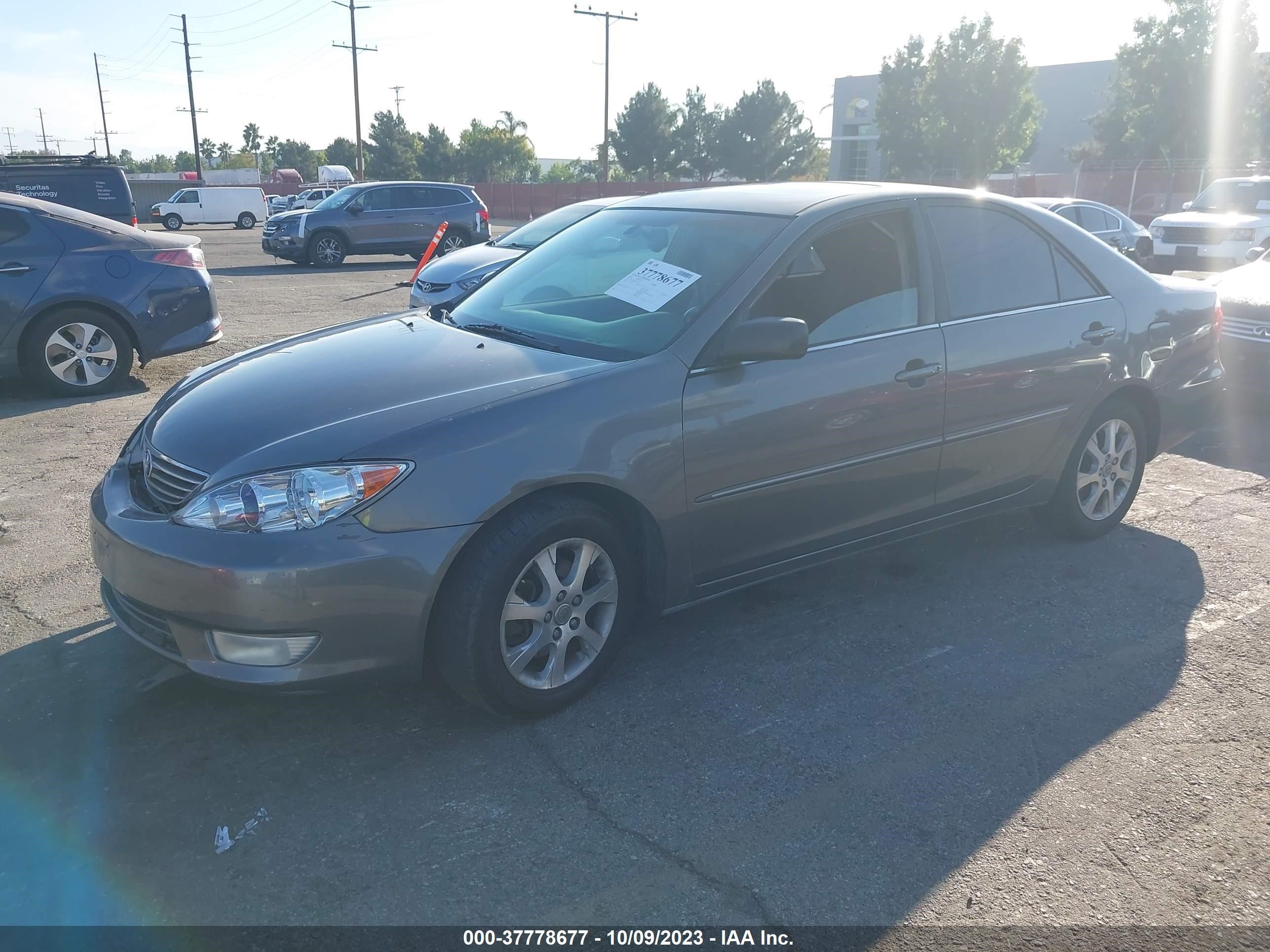 Photo 1 VIN: 4T1BF32K85U591889 - TOYOTA CAMRY 