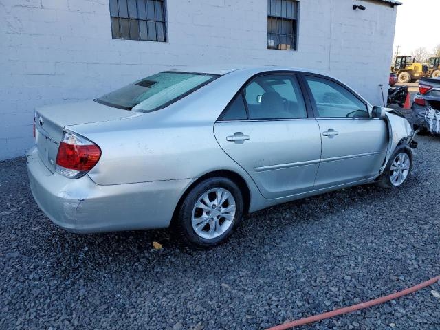 Photo 2 VIN: 4T1BF32K85U593299 - TOYOTA CAMRY 