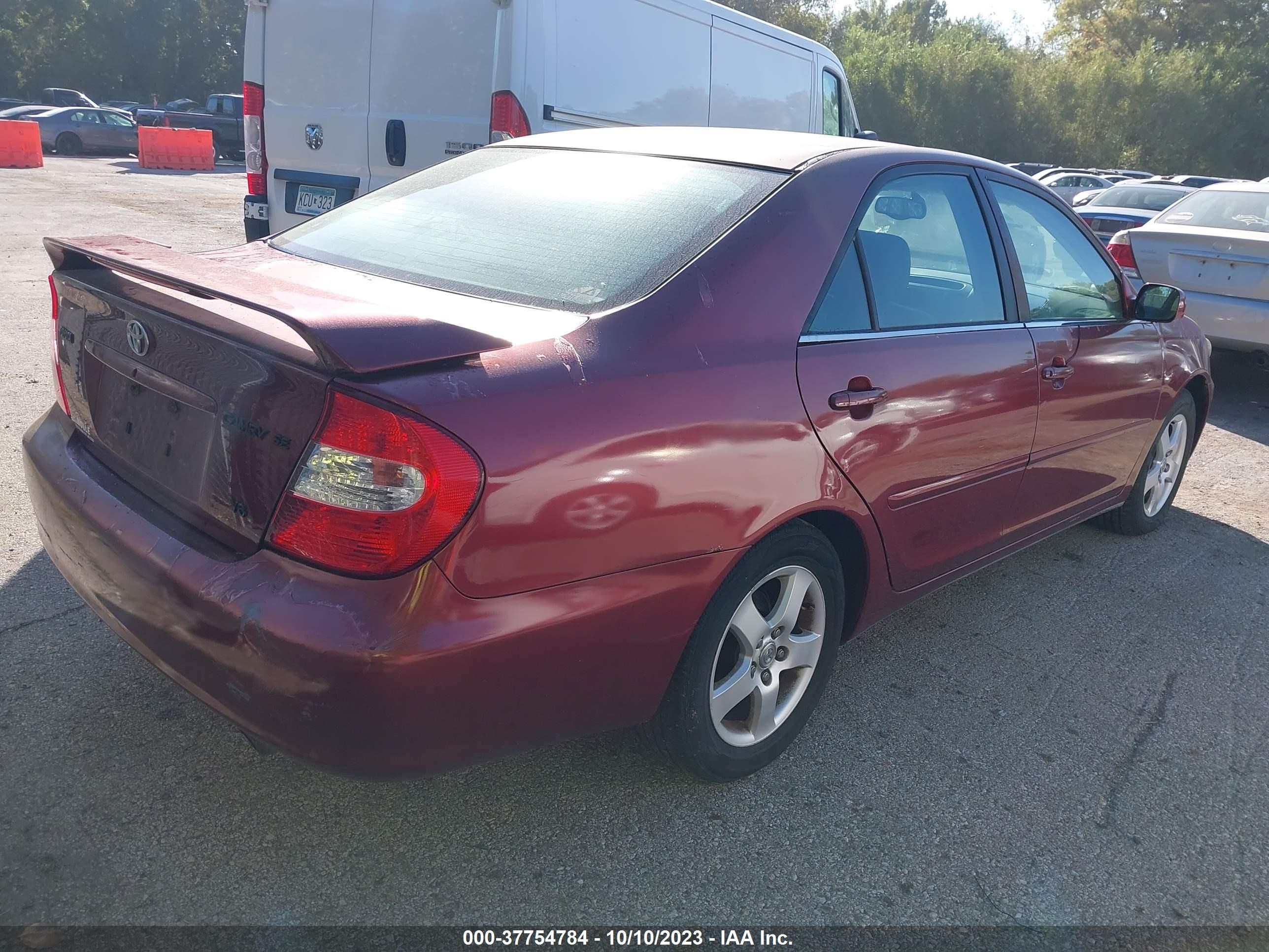 Photo 3 VIN: 4T1BF32K92U004465 - TOYOTA CAMRY 