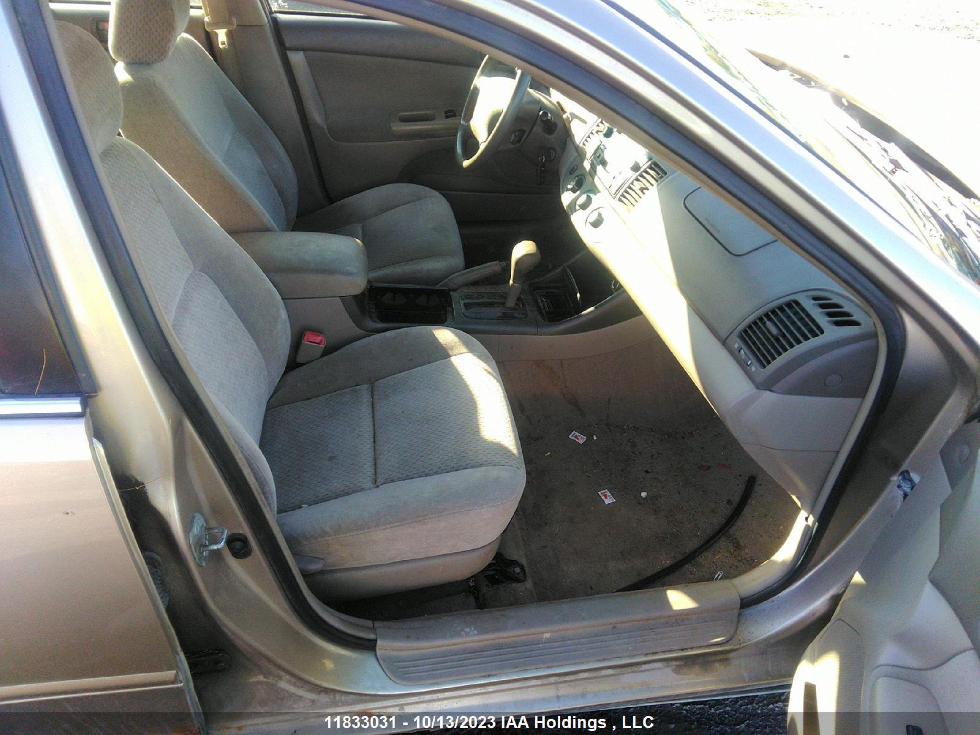 Photo 4 VIN: 4T1BF32K94U062904 - TOYOTA CAMRY 