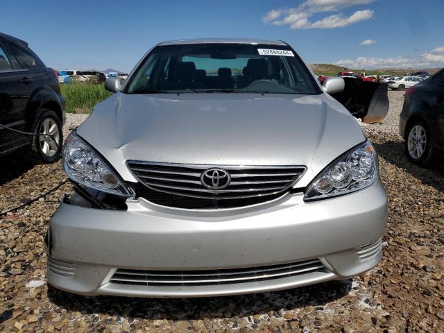 Photo 4 VIN: 4T1BF32K95U100259 - TOYOTA CAMRY 