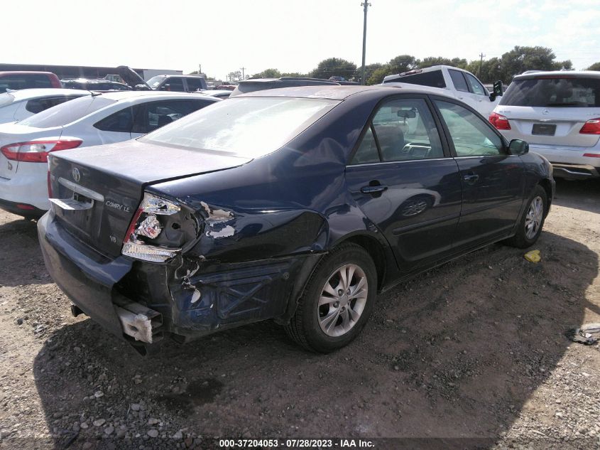 Photo 3 VIN: 4T1BF32K96U118200 - TOYOTA CAMRY 