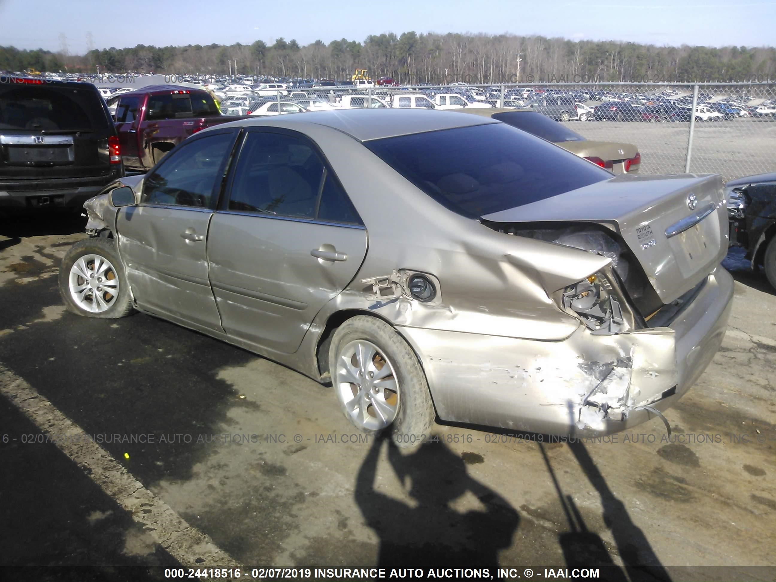 Photo 2 VIN: 4T1BF32K96U119508 - TOYOTA CAMRY 