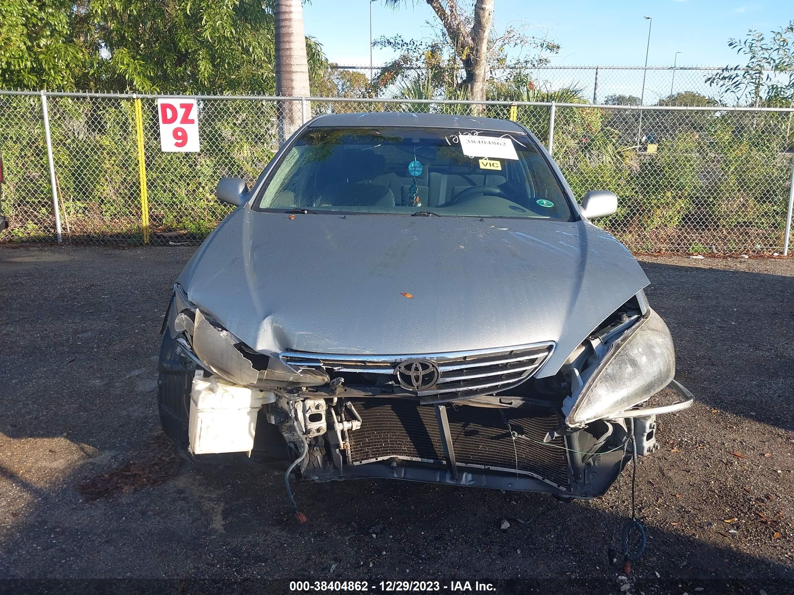 Photo 11 VIN: 4T1BF32K96U622147 - TOYOTA CAMRY 