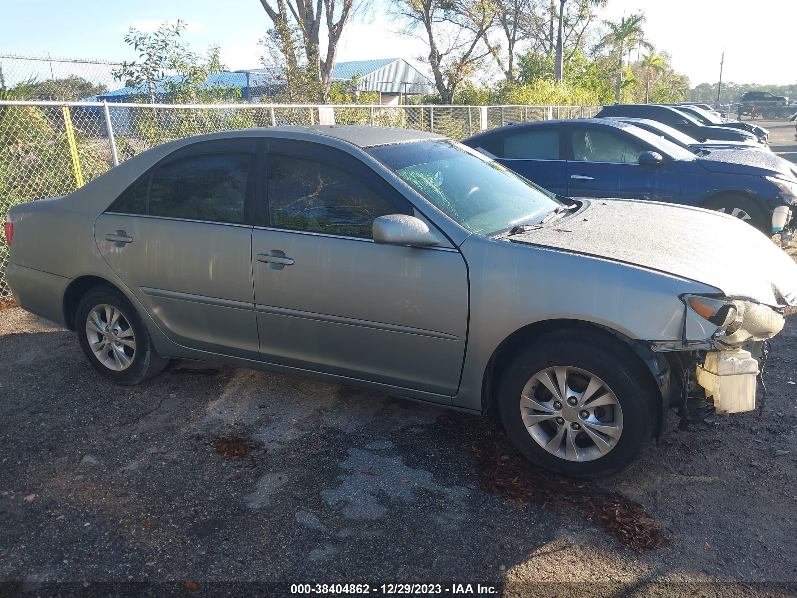 Photo 12 VIN: 4T1BF32K96U622147 - TOYOTA CAMRY 