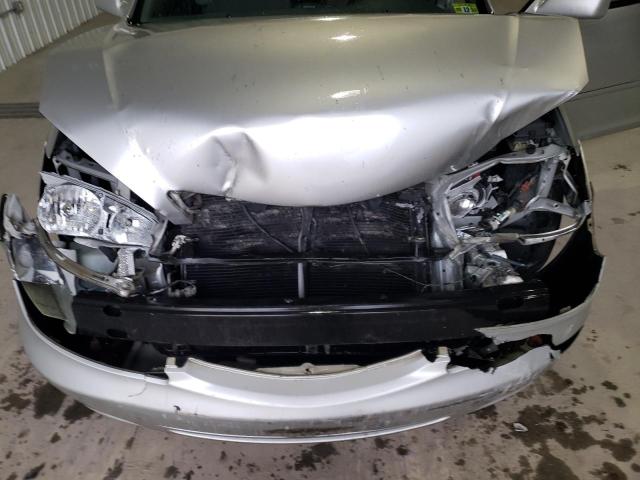 Photo 10 VIN: 4T1BF32KX2U516400 - TOYOTA CAMRY LE 