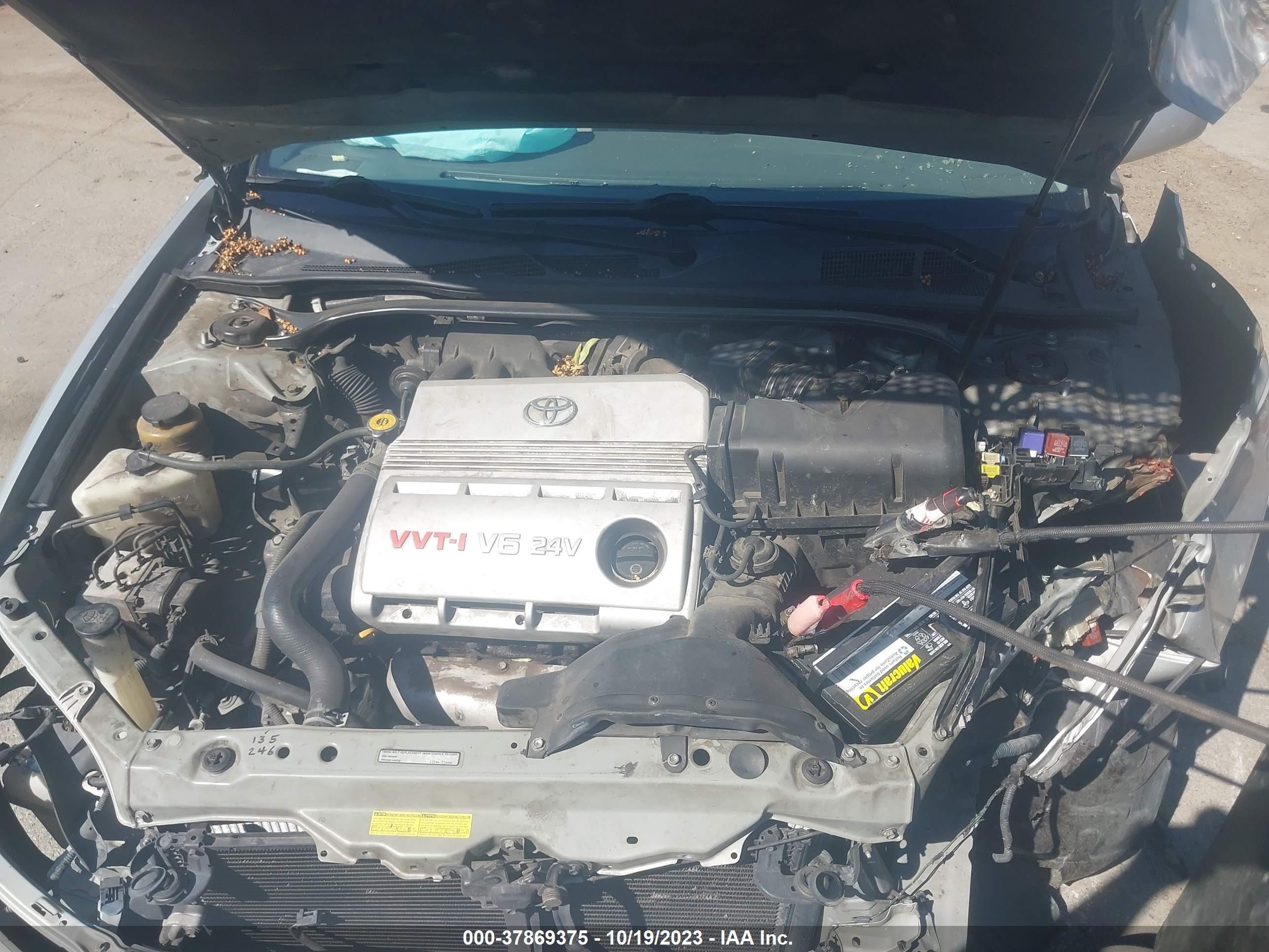 Photo 9 VIN: 4T1BF32KX3U051327 - TOYOTA CAMRY 