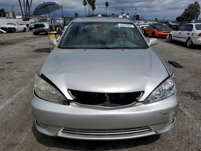 Photo 4 VIN: 4T1BF32KX5U598679 - TOYOTA CAMRY 