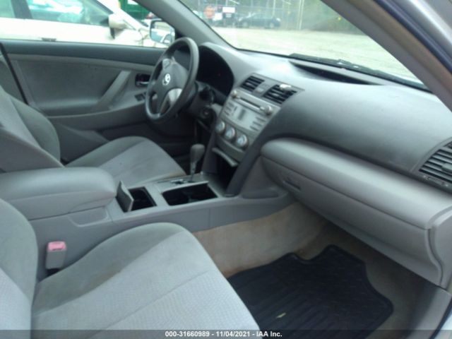 Photo 4 VIN: 4T1BF3EK0AU027966 - TOYOTA CAMRY 